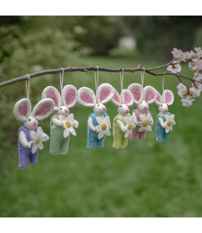 Vilten hanger paashaas met margrietje - div kleuren