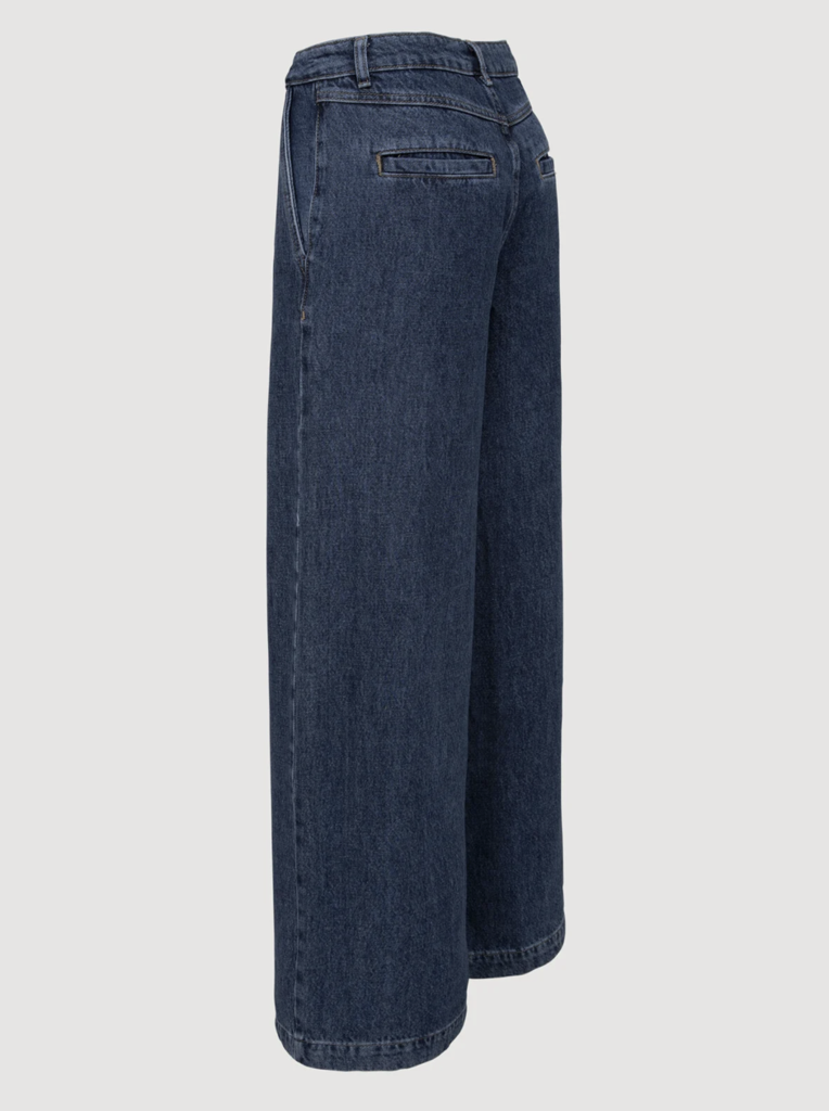 Aras Pleated Jeans