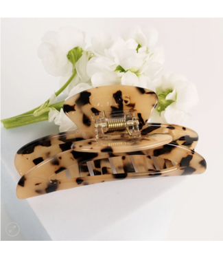 Tia Clip Brown