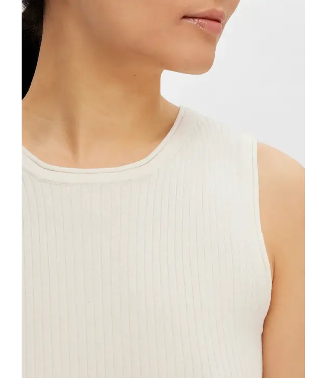 Lydia O-neck Knit Top