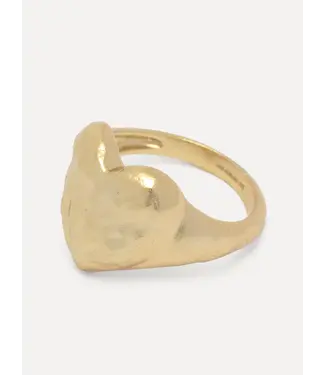 Claira Hammered Heart Ring Gold