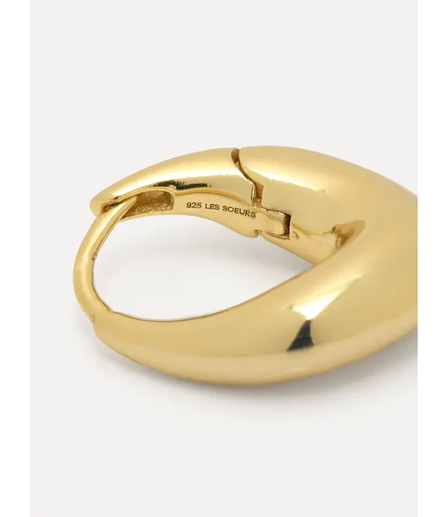 Joanne Flowy Earring Gold