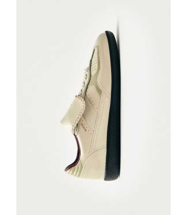 Club Onix Cream Leather Sneakers