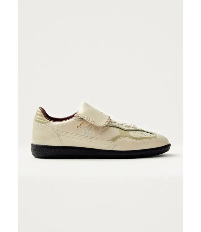 Club Onix Cream Leather Sneakers