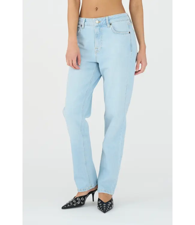 Tonya Cropped Jeans Wash Denim Blue