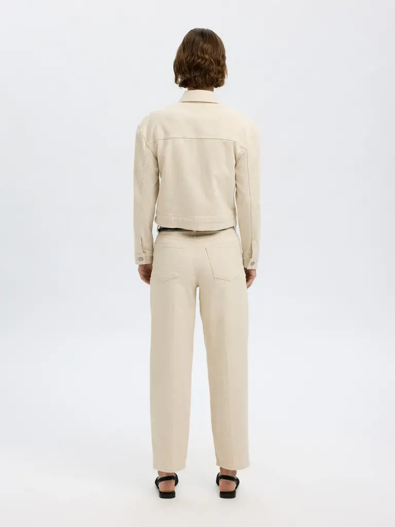 Una Barrel Jeans