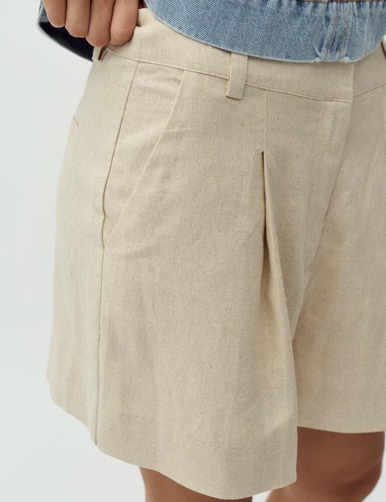 Cristiana Short Natural Linen