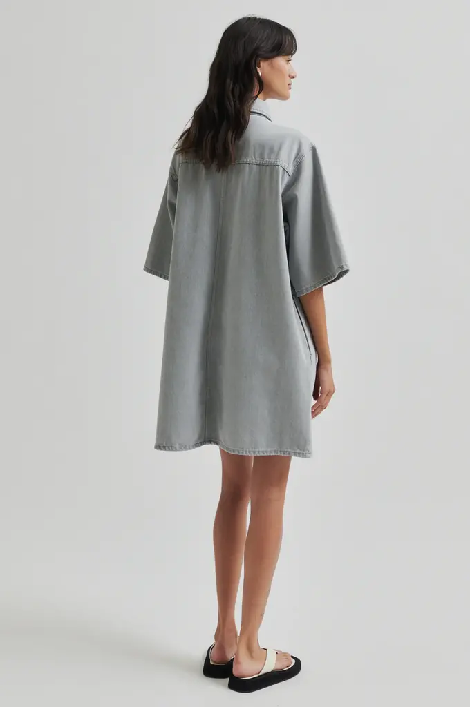Esso Dress
