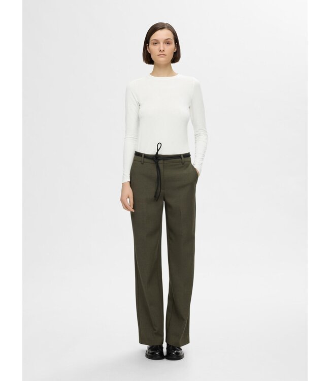 Manja O-neck Rol Neck White