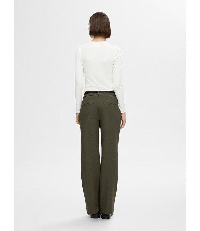 Manja O-neck Rol Neck White