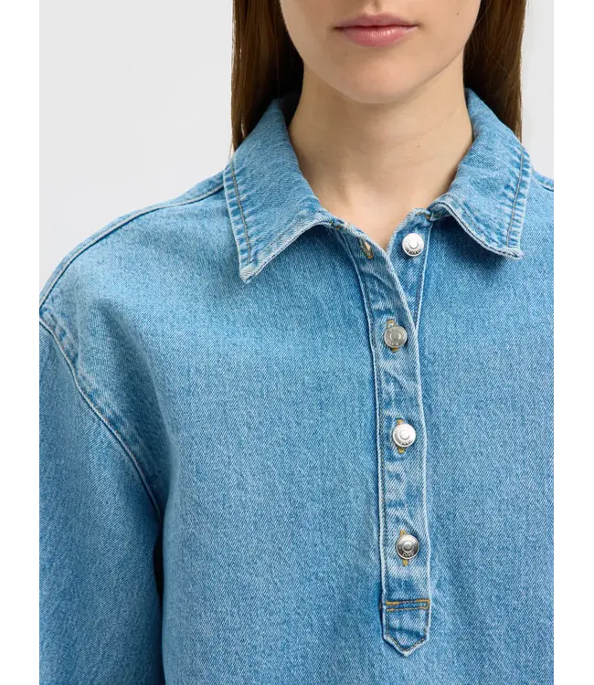 Liva Kori 2/4 Boxy Denim Shirt
