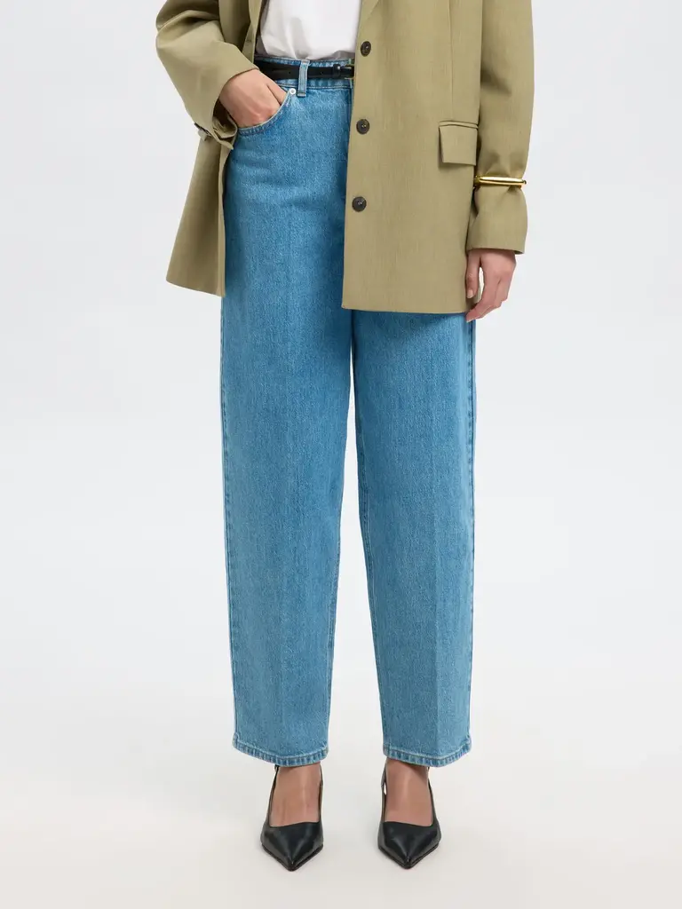 Liva Kori Barrel Jeans