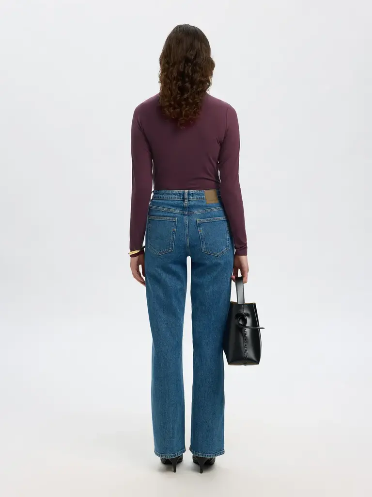 Manja O-neck Rol Neck Fig
