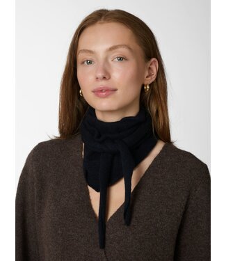 Misty Knit Scarf Navy