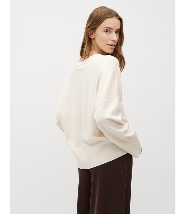 FW25 Gillian Bravani Knit V-neck Sugar Melange