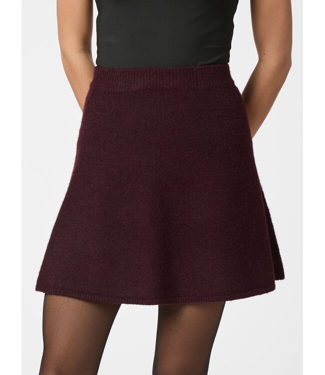 Gisa Knit Skirt Wine