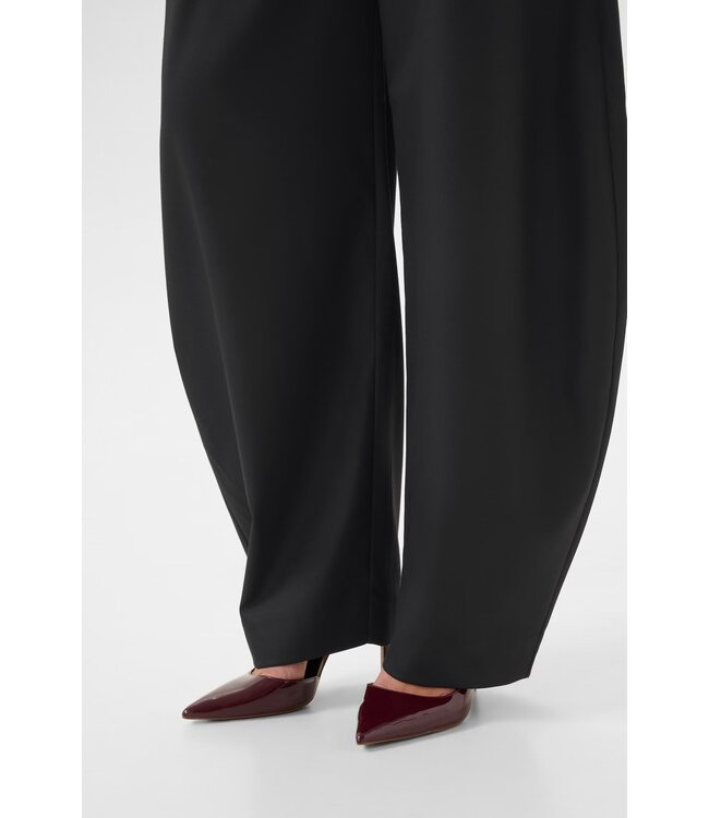 Callia Barrel Pants Black