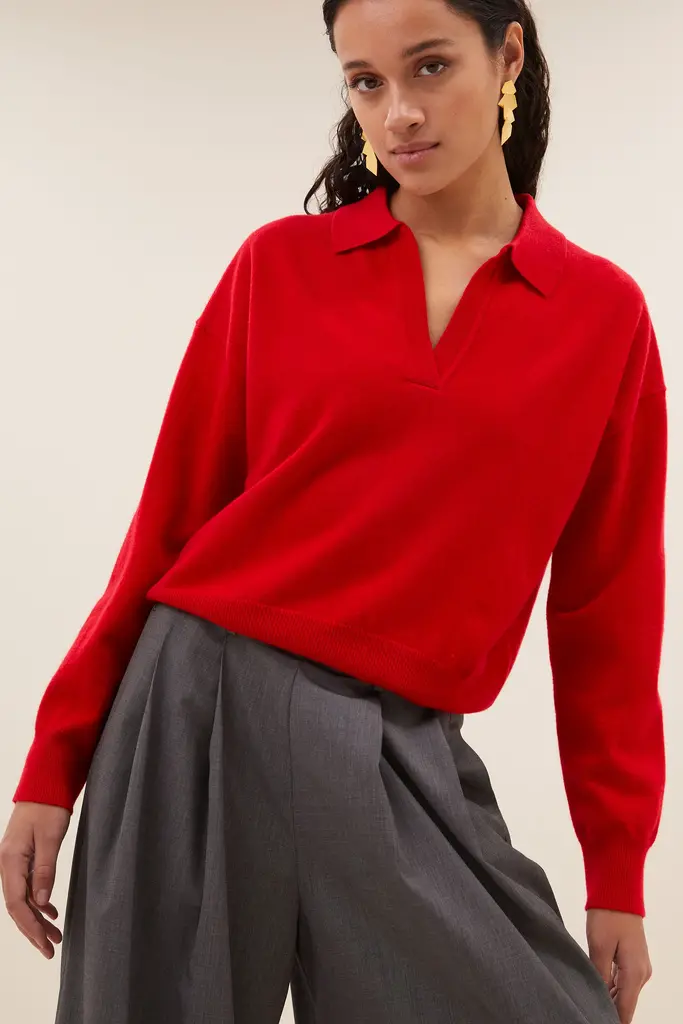 Dex Pullover Lipstick