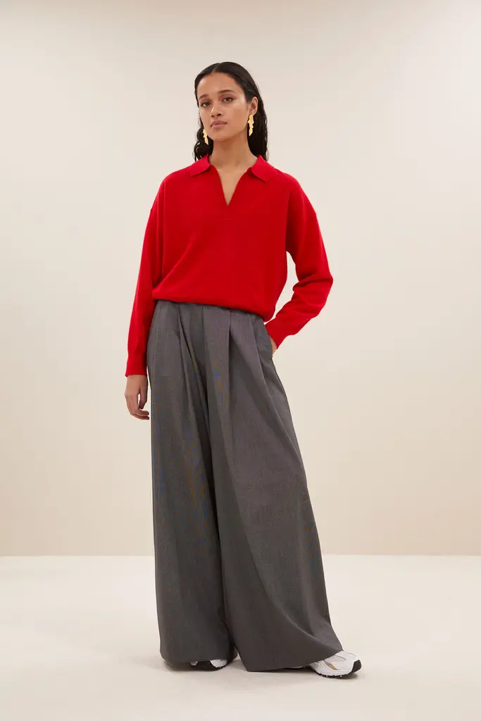 Dex Pullover Lipstick