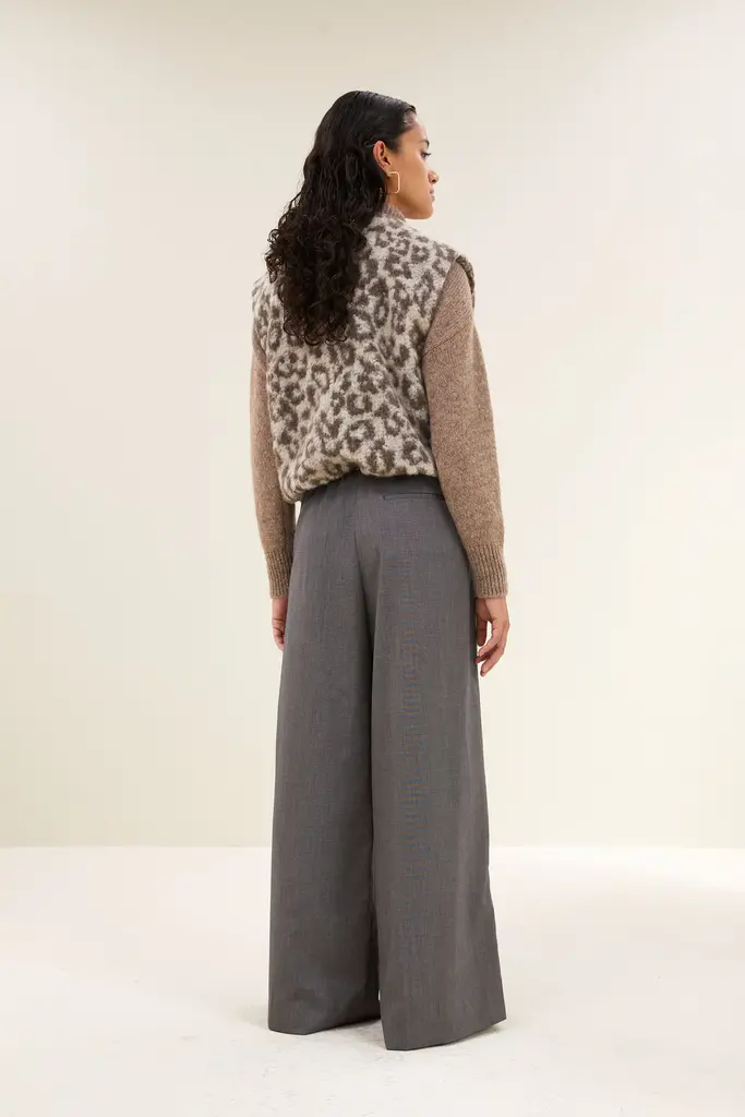 Maggie Sleeveless Jacket