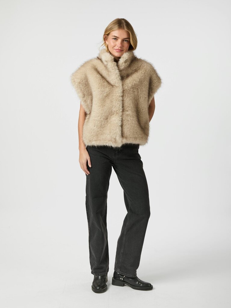 Kevini Faux Fur Vest