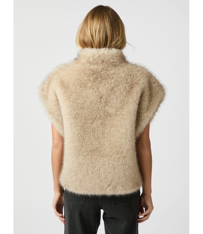 Kevini Faux Fur Vest