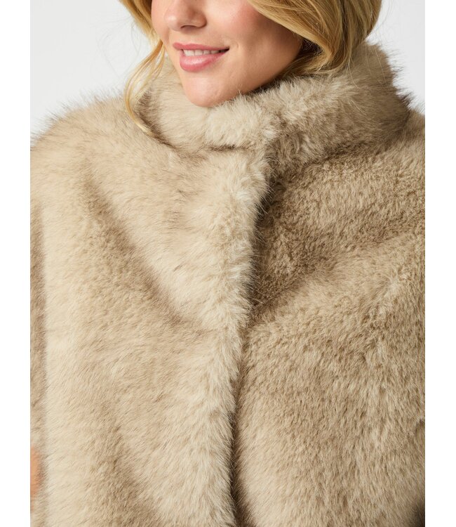 Kevini Faux Fur Vest
