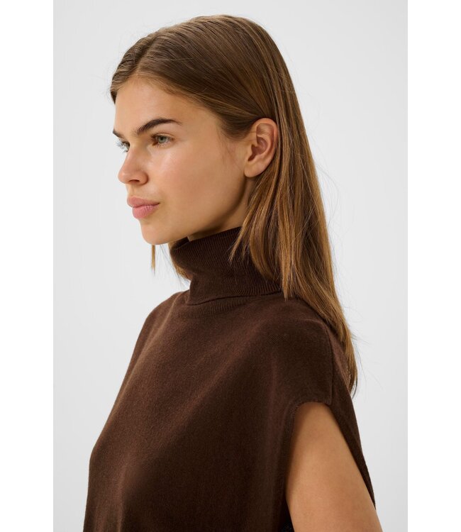 Manzi Knit Waistcoat Deep Burnt Brown