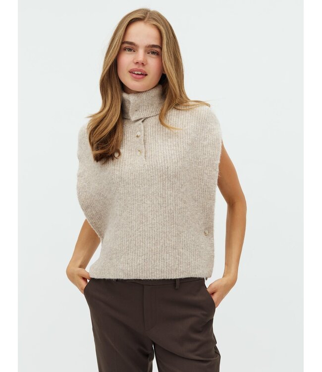 Tristiana Knitted Vest