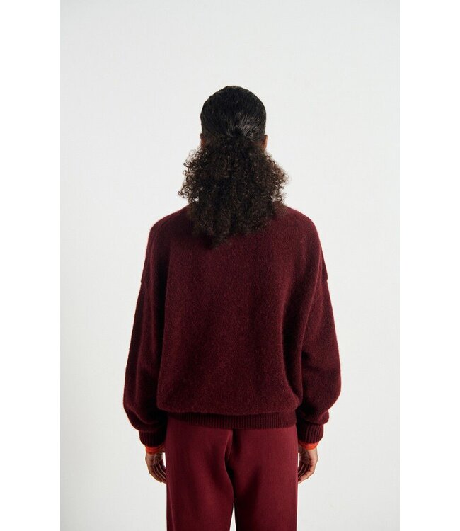 Vitow Knit O-neck Burgundy