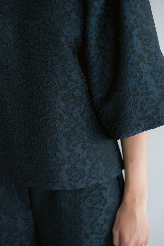 Mina Blouse Navy Flower