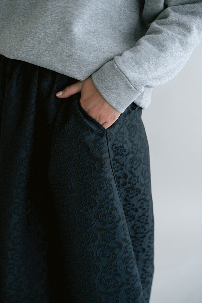Julia Skirt Navy Flower
