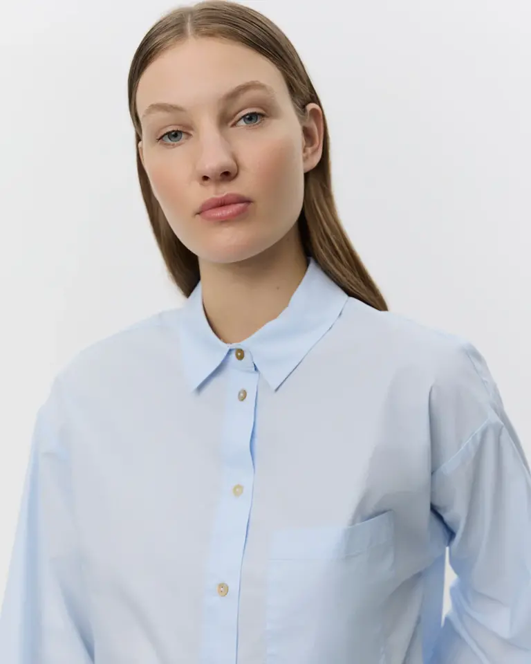 Adalene Shirt Light Blue