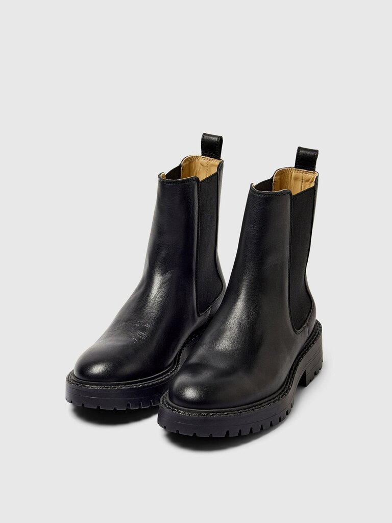 Vilma Leahter Chelsea Boot Black