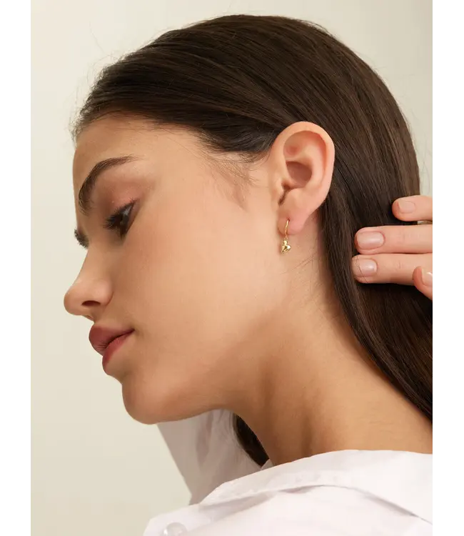 Les Soeurs Jeanne Heart Earring
