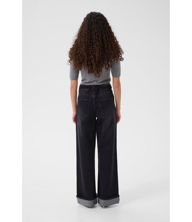 Gestuz Asia High Neck