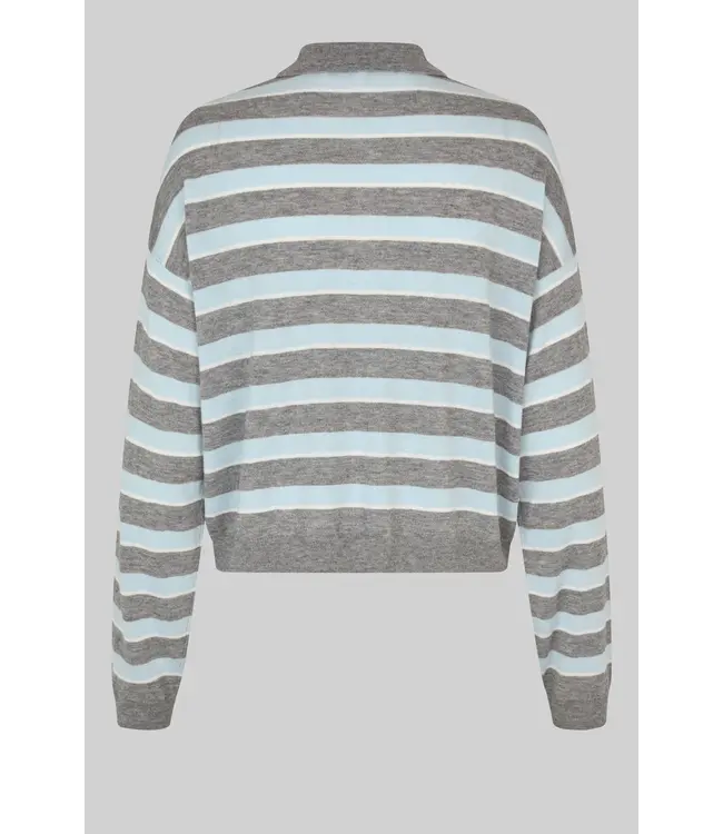 Second Female Miley Knit Collar