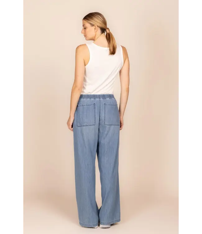 Four Roses 9049 Cam Top Ecru