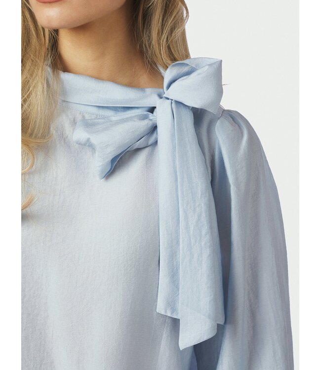 Neo Noir Selene Crisp Blouse