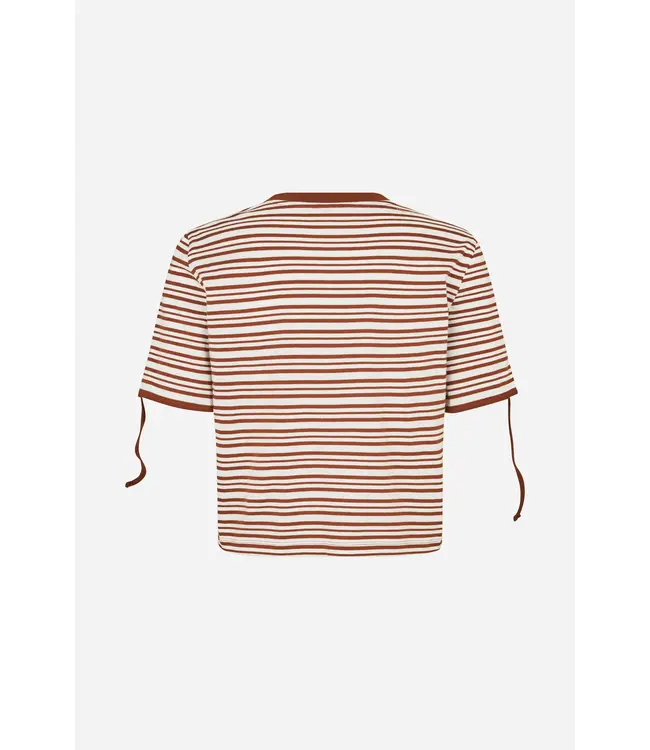 Baum Und Pferdgarten Janet T-shirt