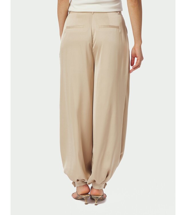 Neo Noir Fayla Drapy Satin Balloon Pants