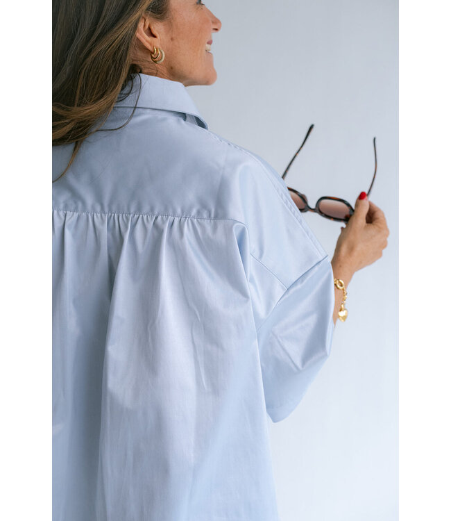 Held Antwerp Mon Shacket Sky