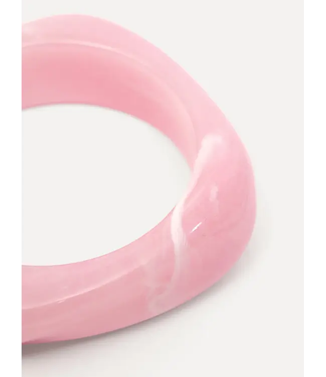 Les Soeurs Resin Bangle Organic Armband Pink