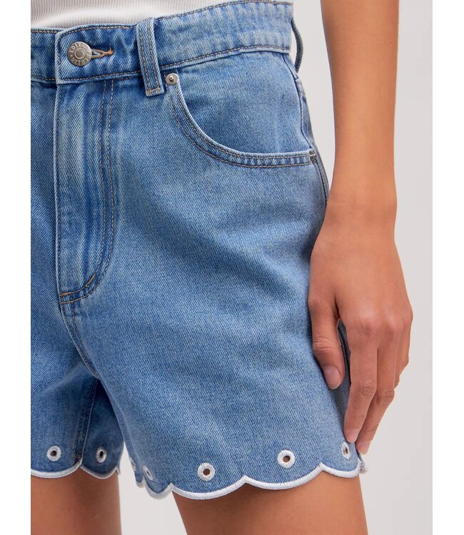 Edited Gustava Shorts