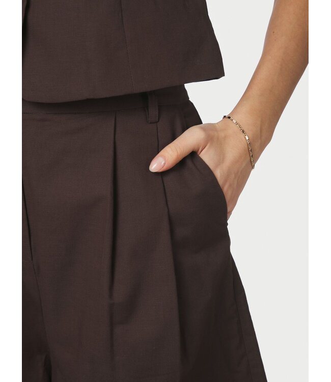 Neo Noir Nika Linen Shorts