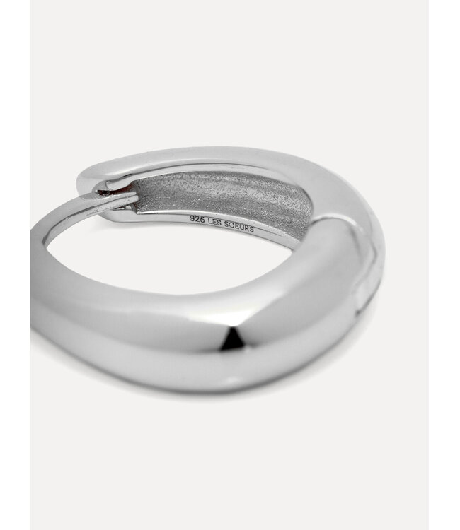 Les Soeurs Joanne Oval Earring Silver