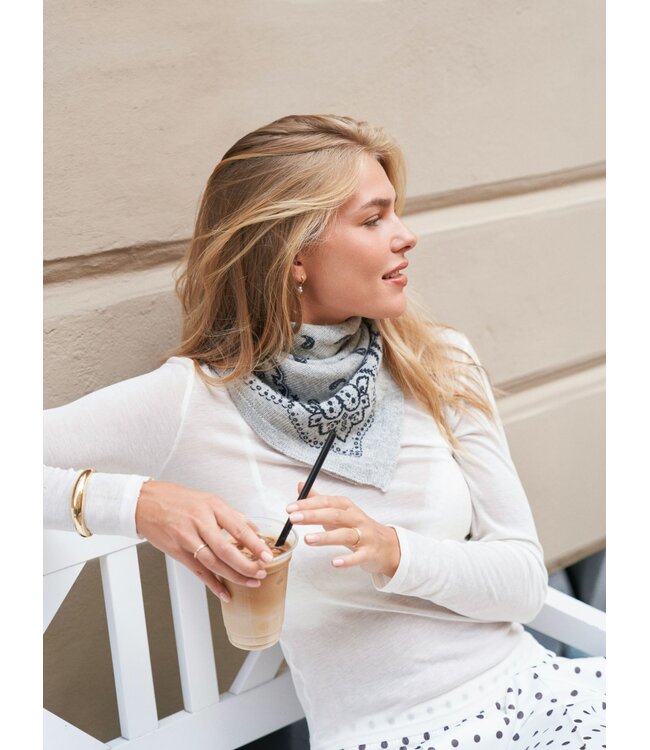 Neo Noir Adelina Paisley Knit Scarf Grey Melange
