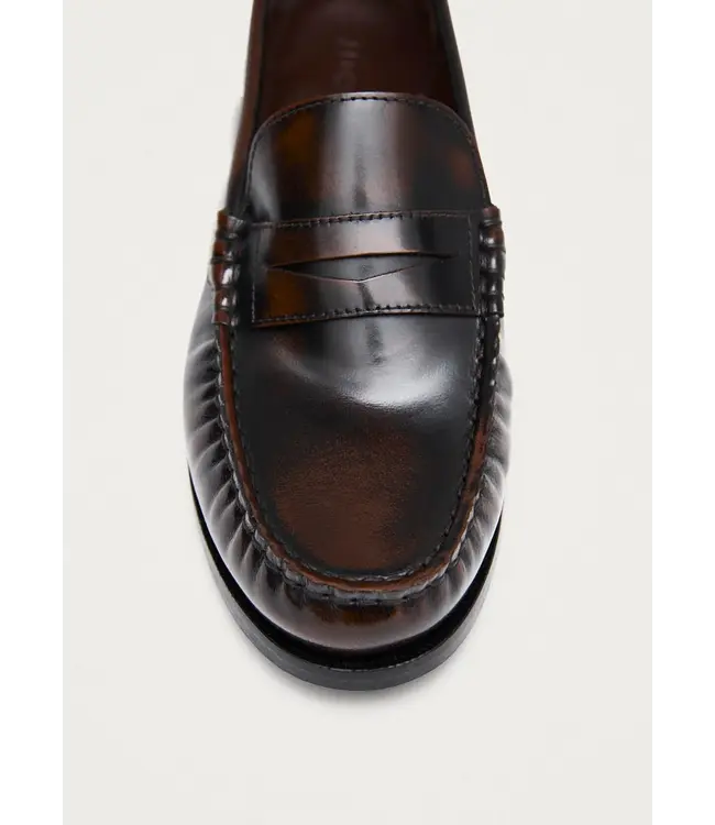 Alohas Rivet Vintage Effect Leather Loafer