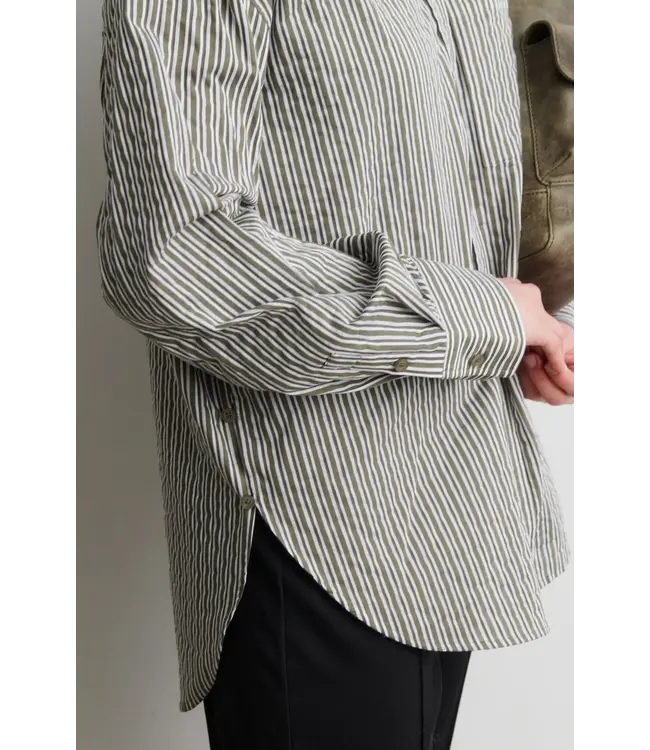 Second Female Vena Shirt
