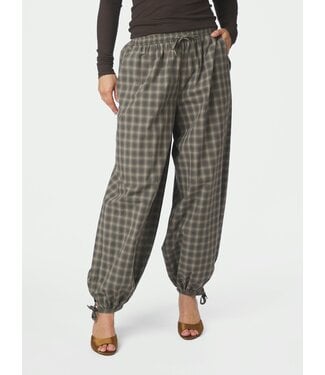 Neo Noir Roxane Balloon Checked Pants